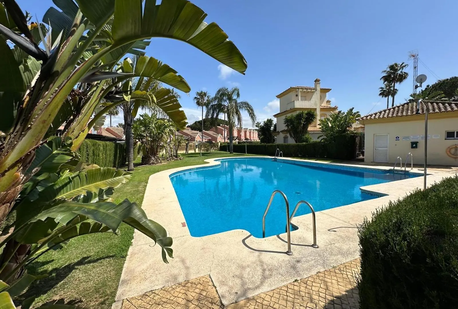 Holiday home Chalet Adosado En Novo Sancti Petri Cadiz