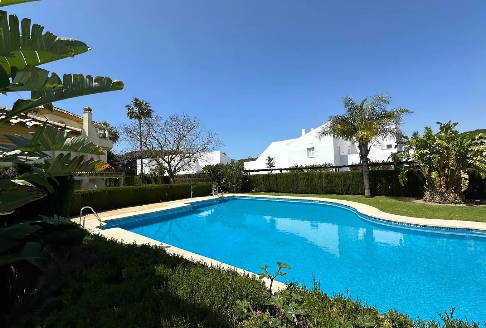 Chalet Adosado En Novo Sancti Petri Cadiz