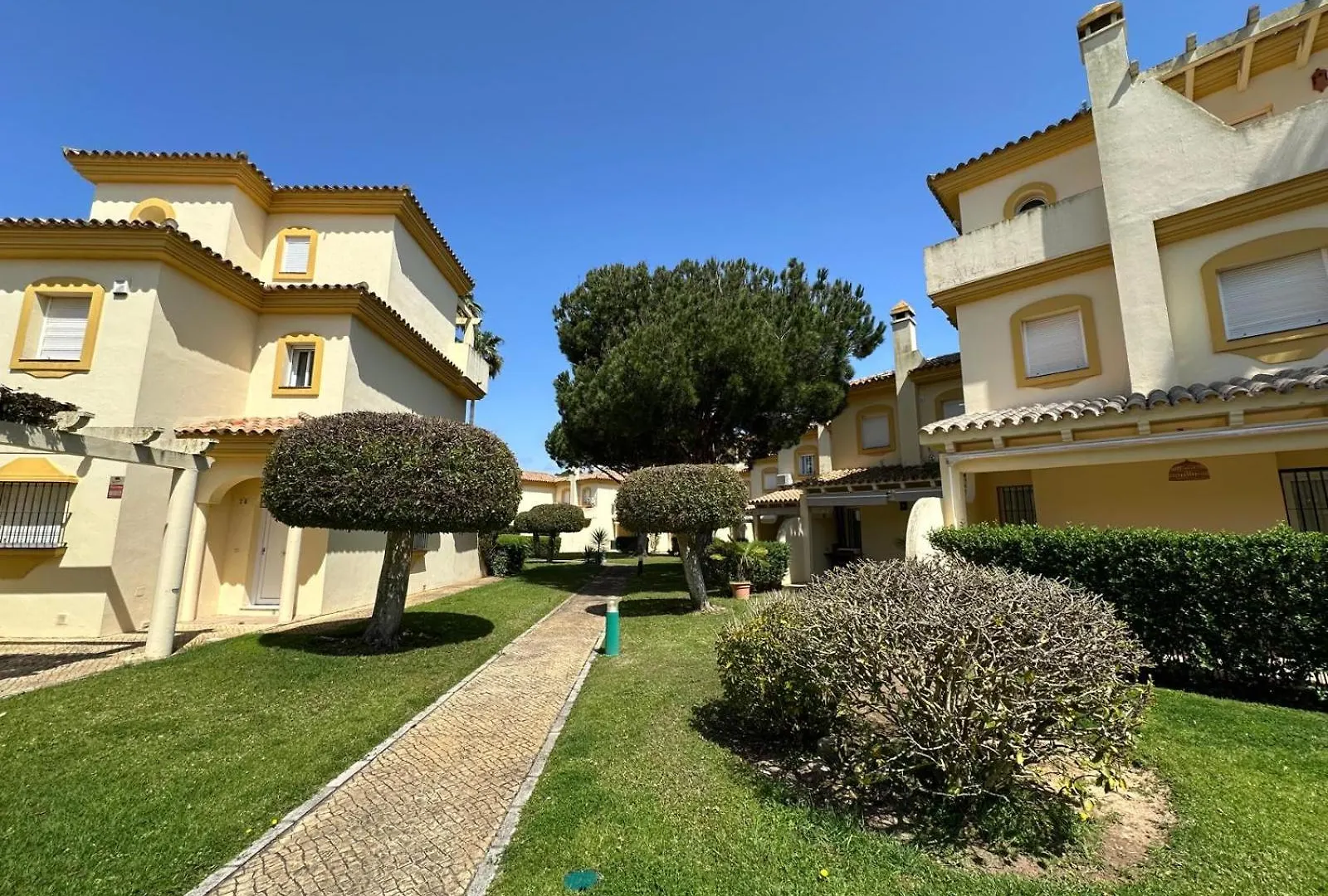 Chalet Adosado En Novo Sancti Petri Cadiz 0*,  Spain